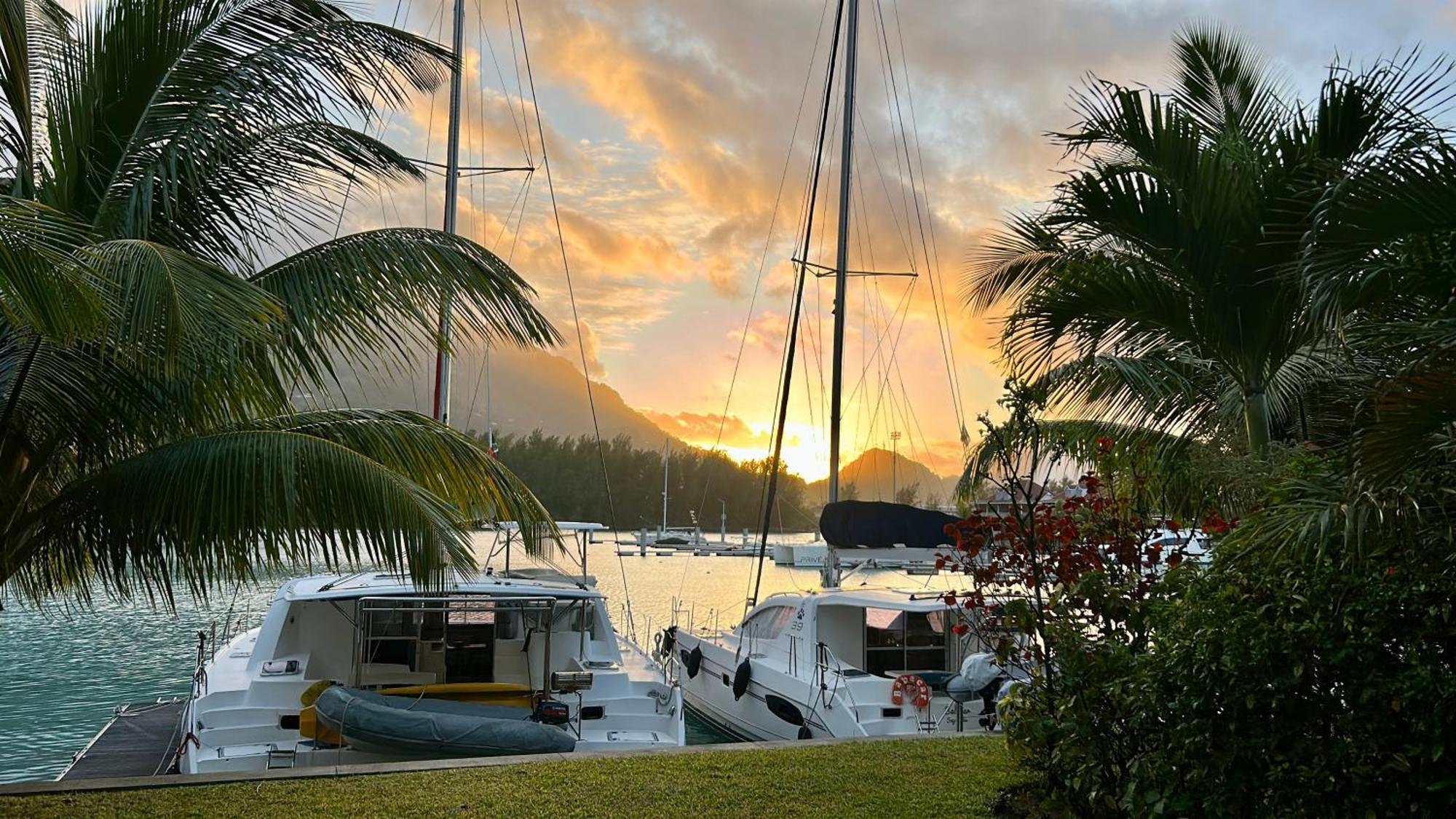 Eden Island Lägenhet Exteriör bild